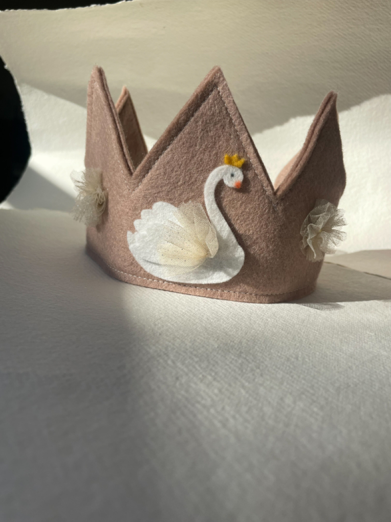 Verjaardagskroon zwaantje